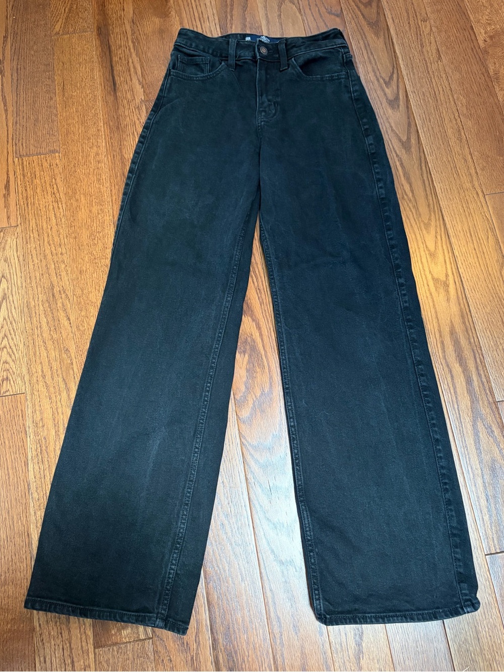 Hollister Black Wide-Leg Jeans - Flare Fit